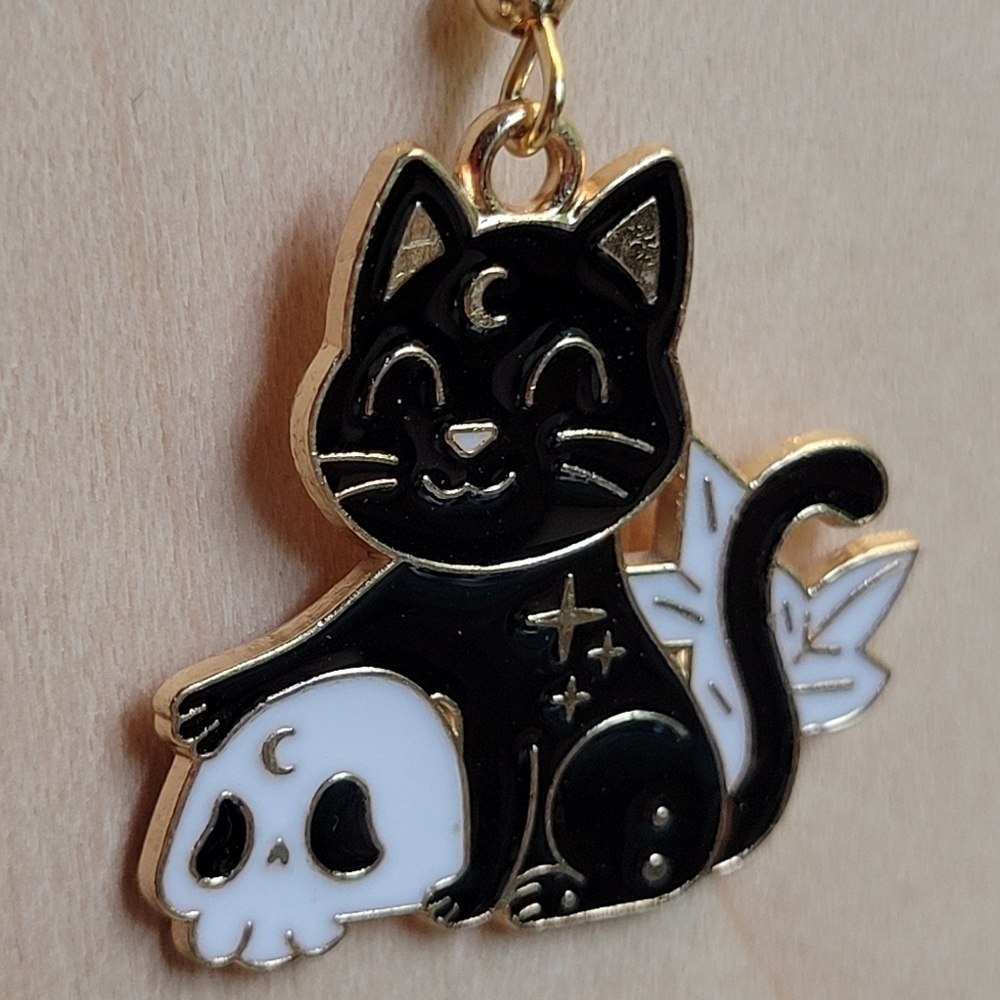 š„LAST PAIRš„ Witchcraft Kitty Skull Dangle Earrings - Picture 4 of 5